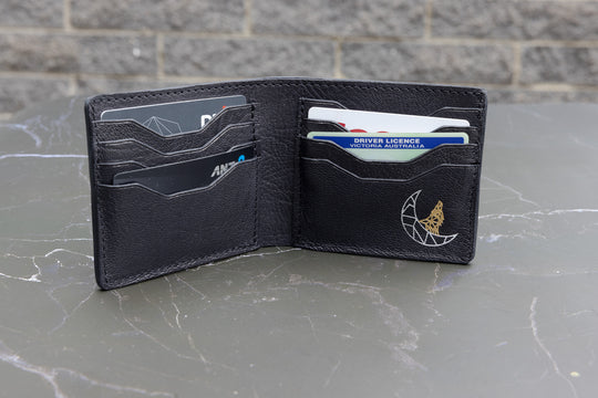 Bifold Wallet in Chevre